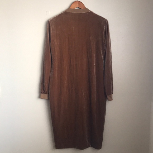 Flash Sale ⚡Lavish Alice Velvet Full Bomber Jckt - Picture 5 of 6